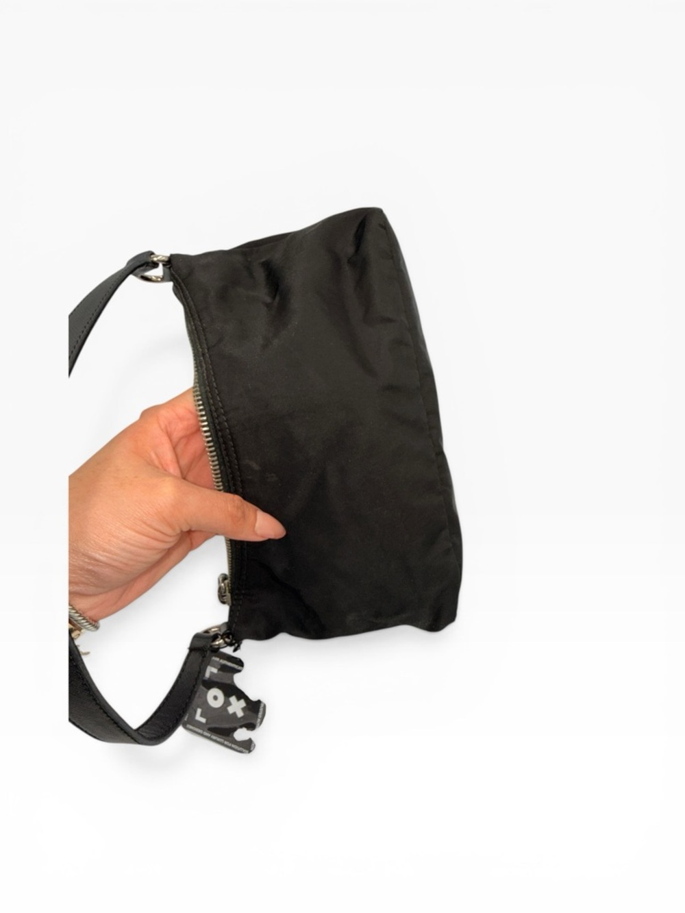 Prada Re-Edition 2005 Re-Nylon Mini Shoulder Bag Black Authenticated - Picture 11 of 16